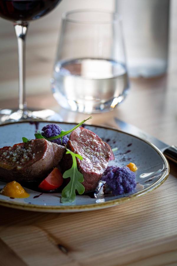 Hotel Restaurant Le Monetier 外观 照片