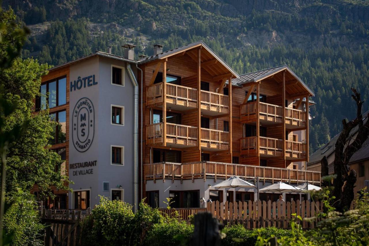 Hotel Restaurant Le Monetier 外观 照片