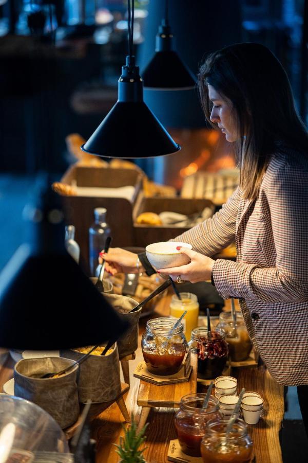 Hotel Restaurant Le Monetier 外观 照片